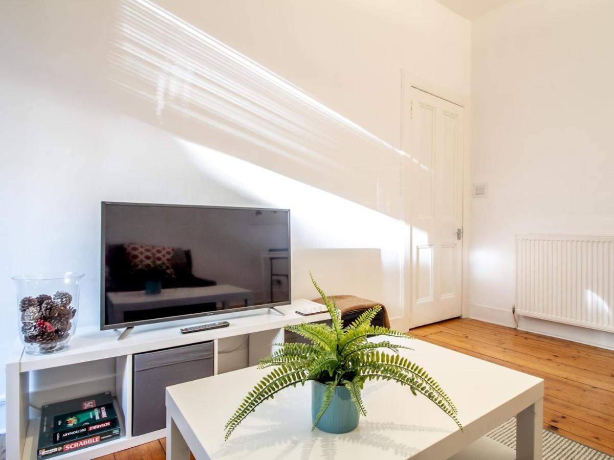 Stylish & Charming Retreat For 2- City Centre! Единбург Екстер'єр фото